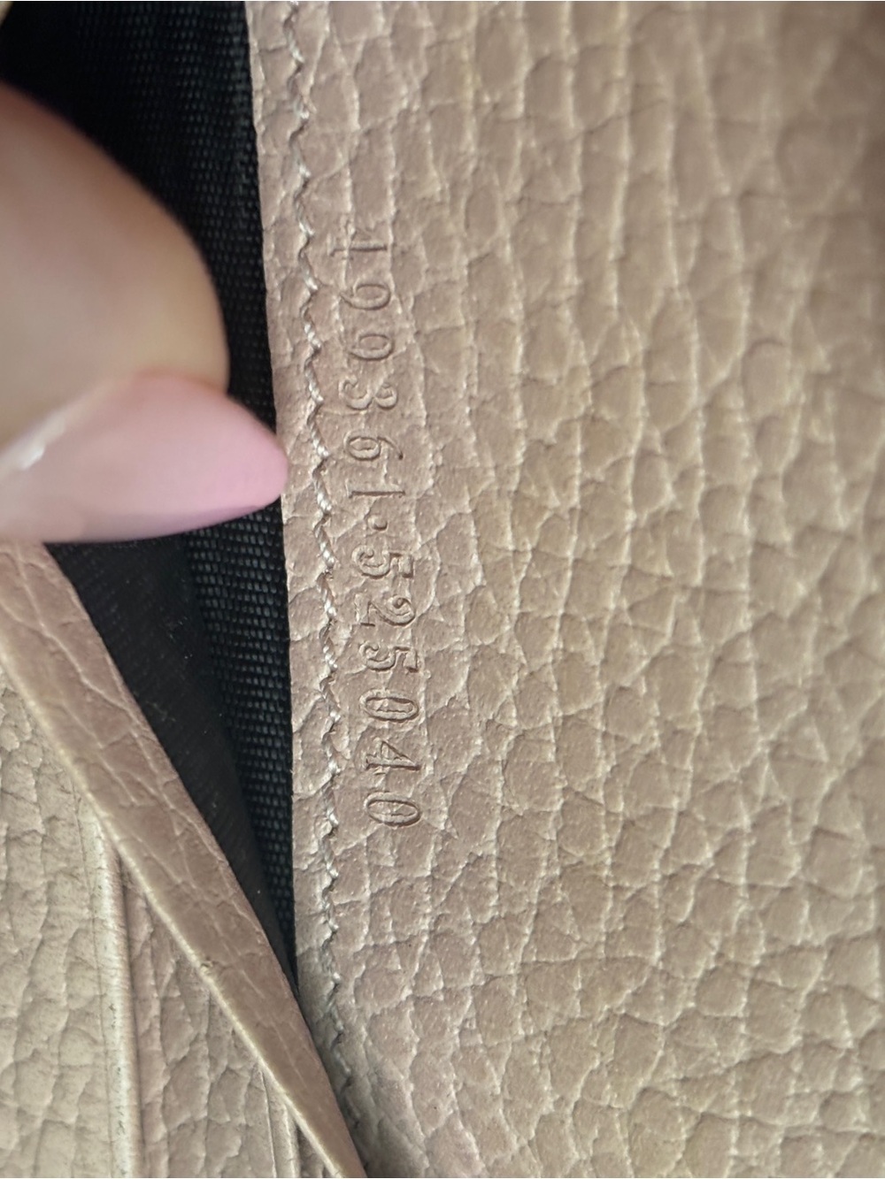 Gucci Pebbled Calfskin Butterfly Card Case Perfect Pink - Picture 8 of 15